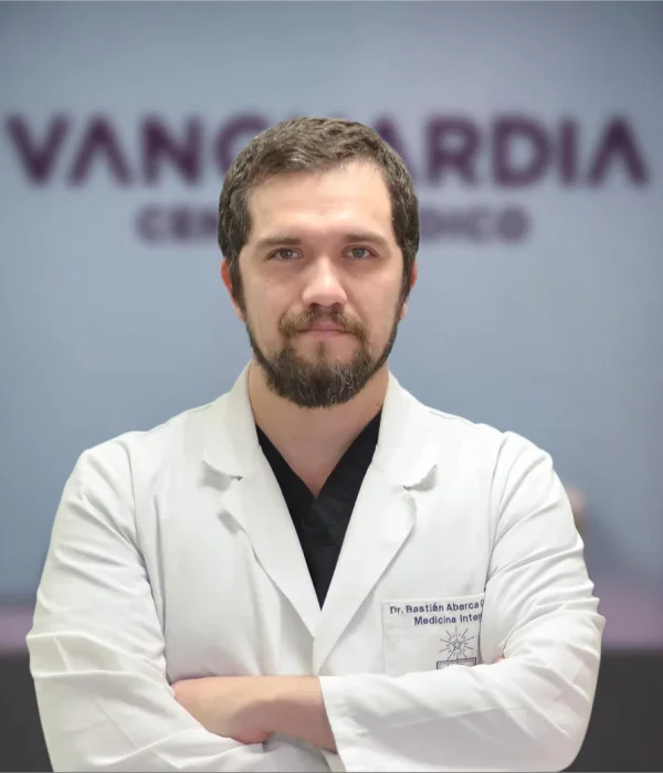 Dr. Bastián Abarca Correa